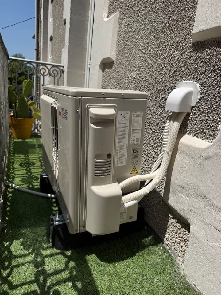Groupe climatisation extérieur